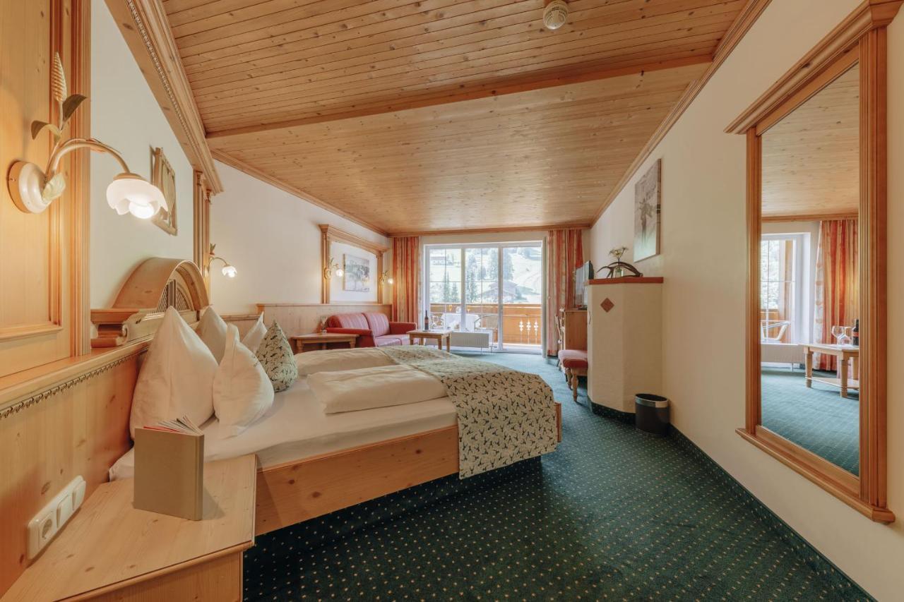 Hotel Hirschen Silbertal Zewnętrze zdjęcie