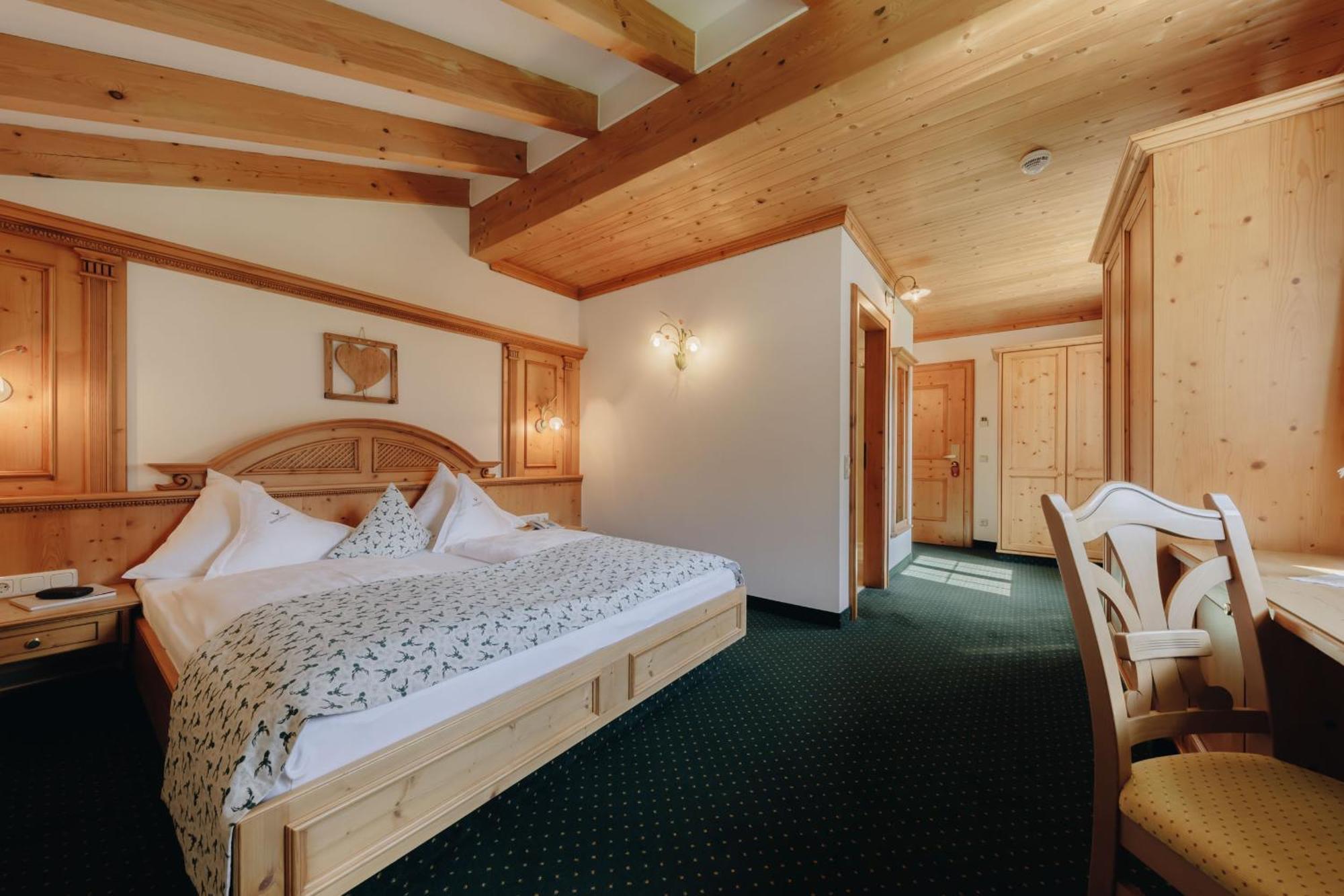Hotel Hirschen Silbertal Zewnętrze zdjęcie